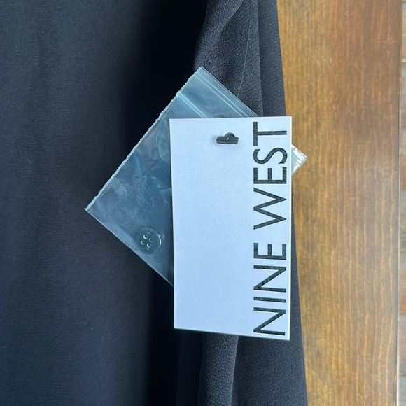 Button Front Ruffle Black Hem Dress - Picture 4 of 5